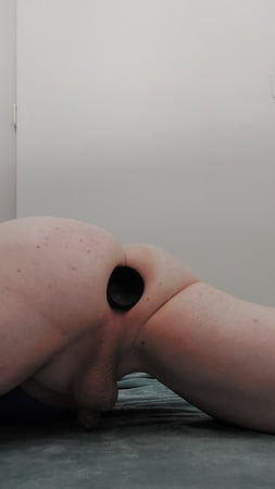 My lovely pussy and feet
