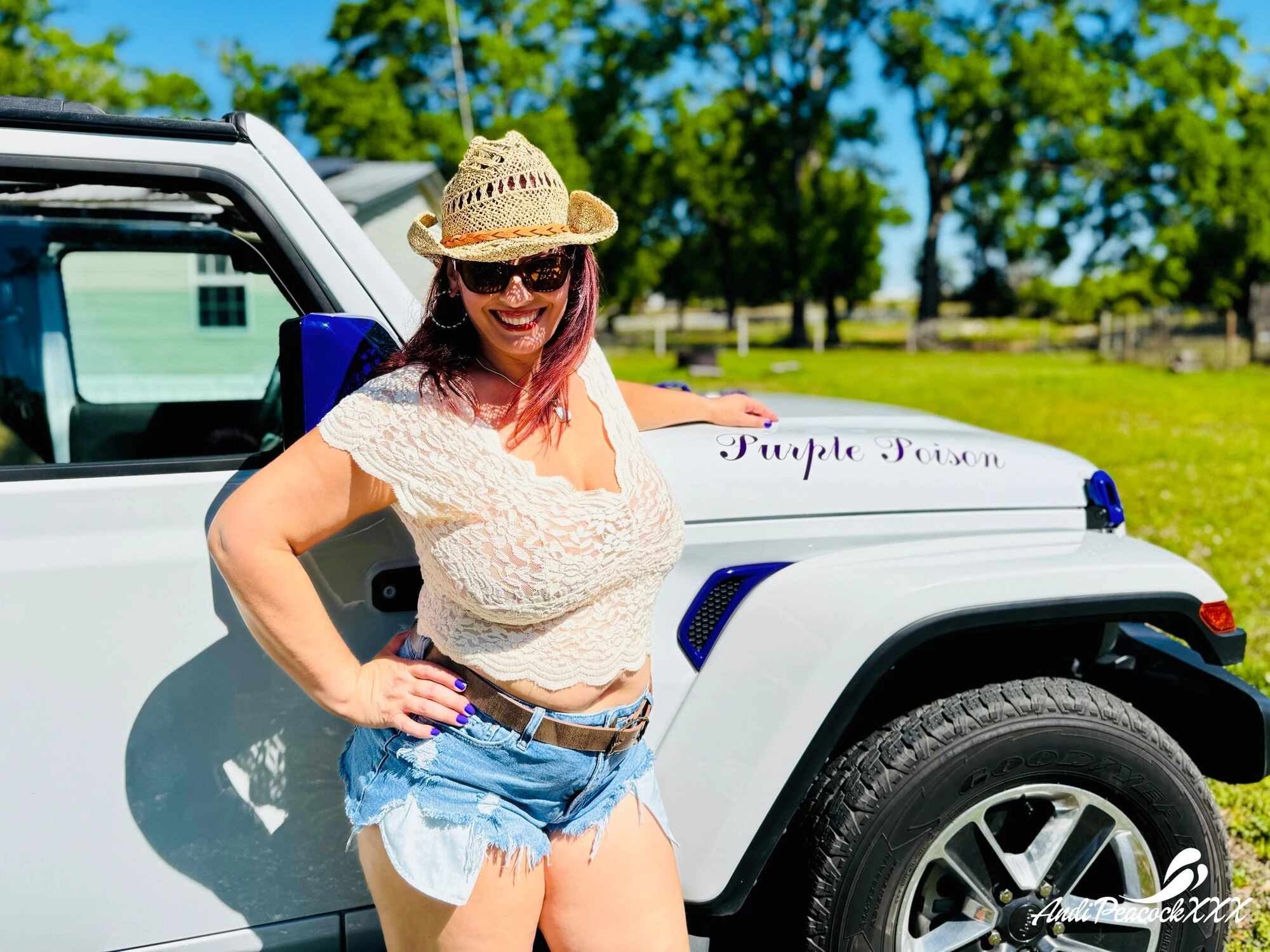 Jeep Girl Jiggle #35