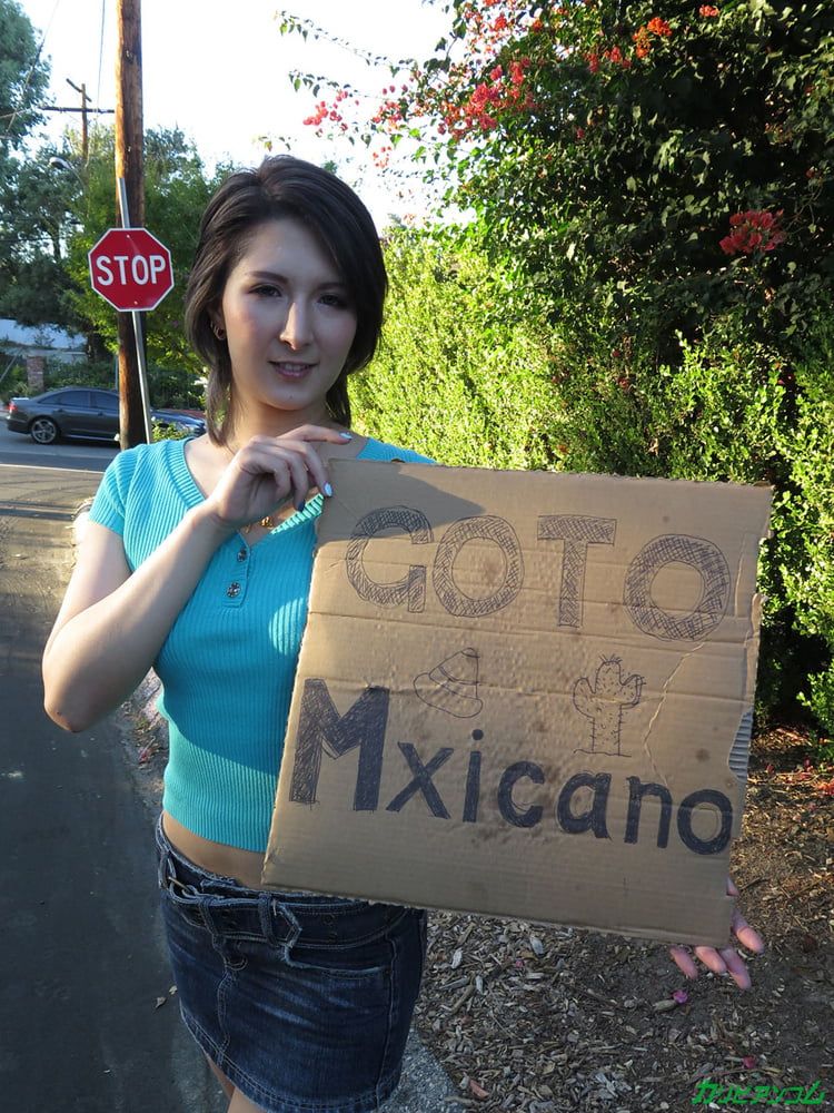 Kurea Asuka :: Hitchhiking To Mexico - CARIBBEANCOM #2