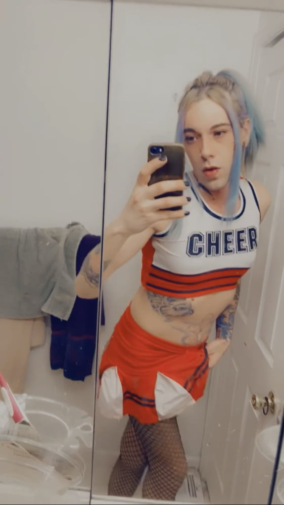 Hot Cheerleader #27