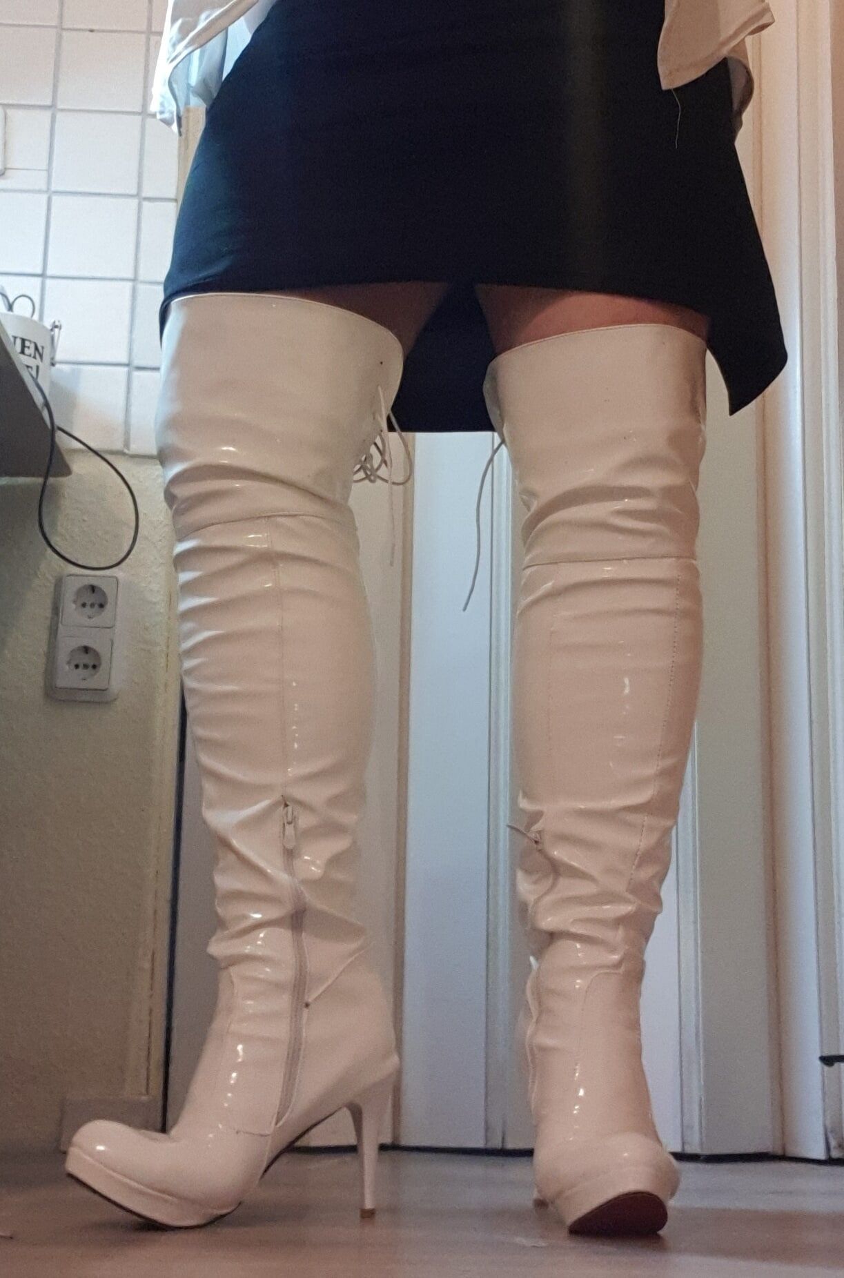 MinaMinoueTS in Over-knee boots