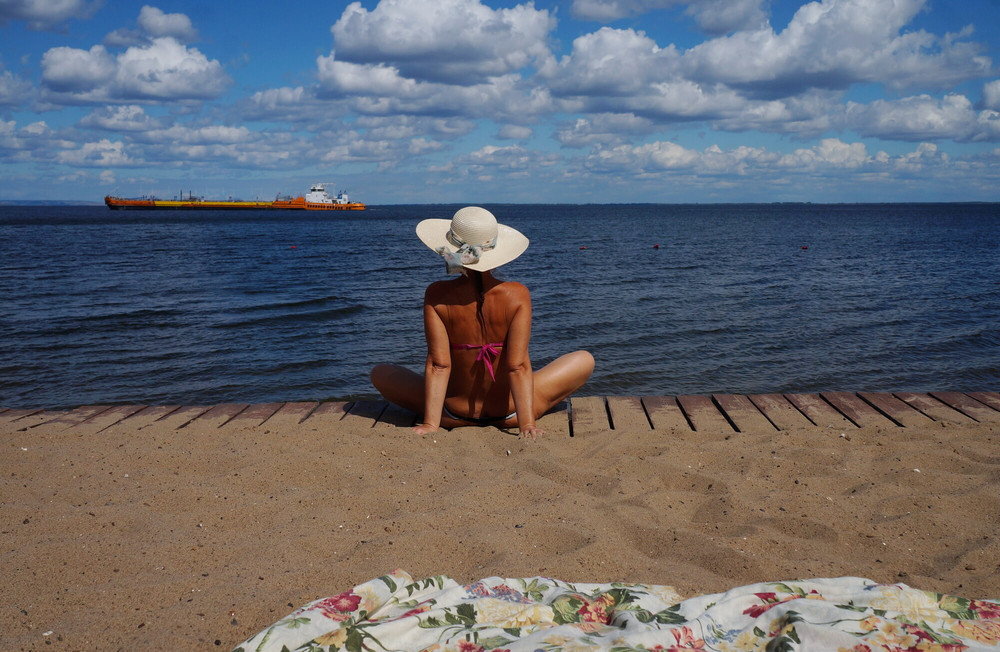Lonely on The Beach #7
