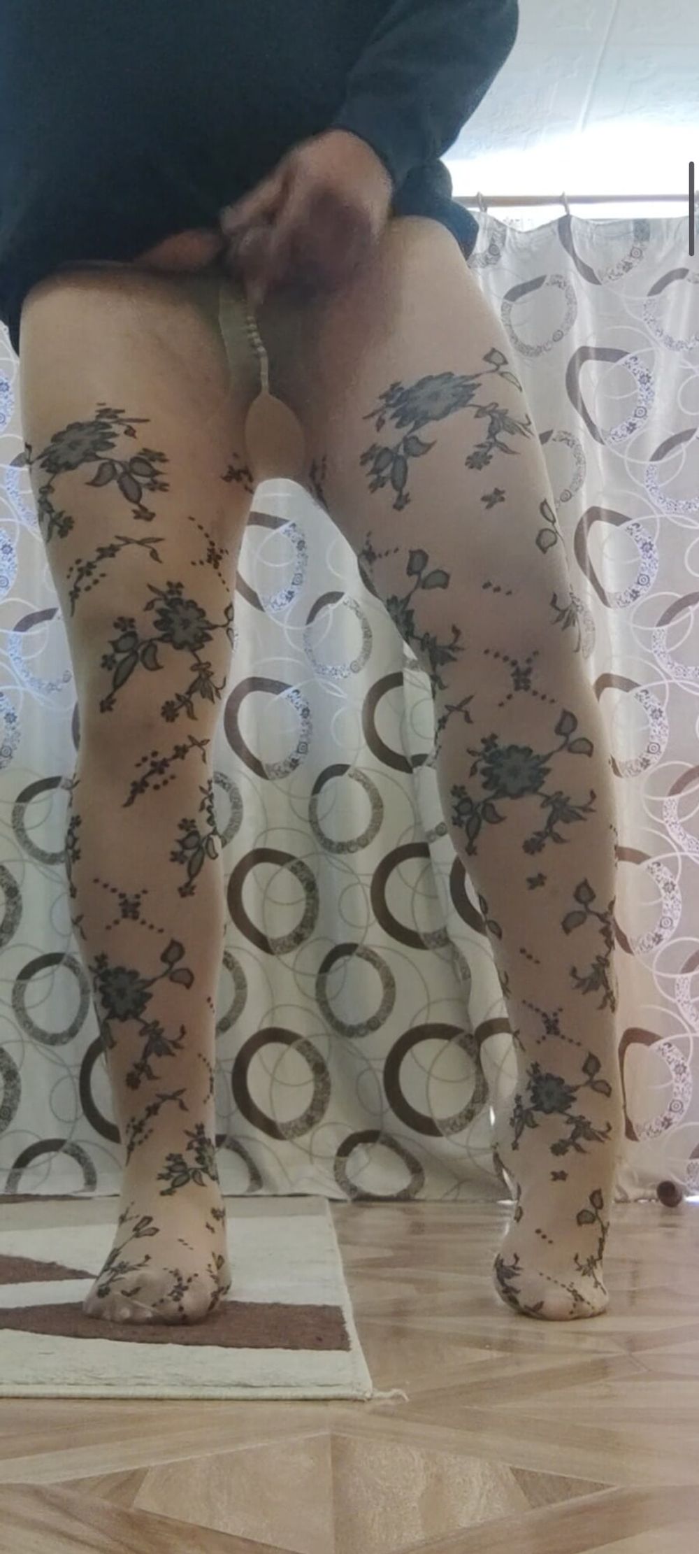 Patterned pantyhose cock masturbation #31