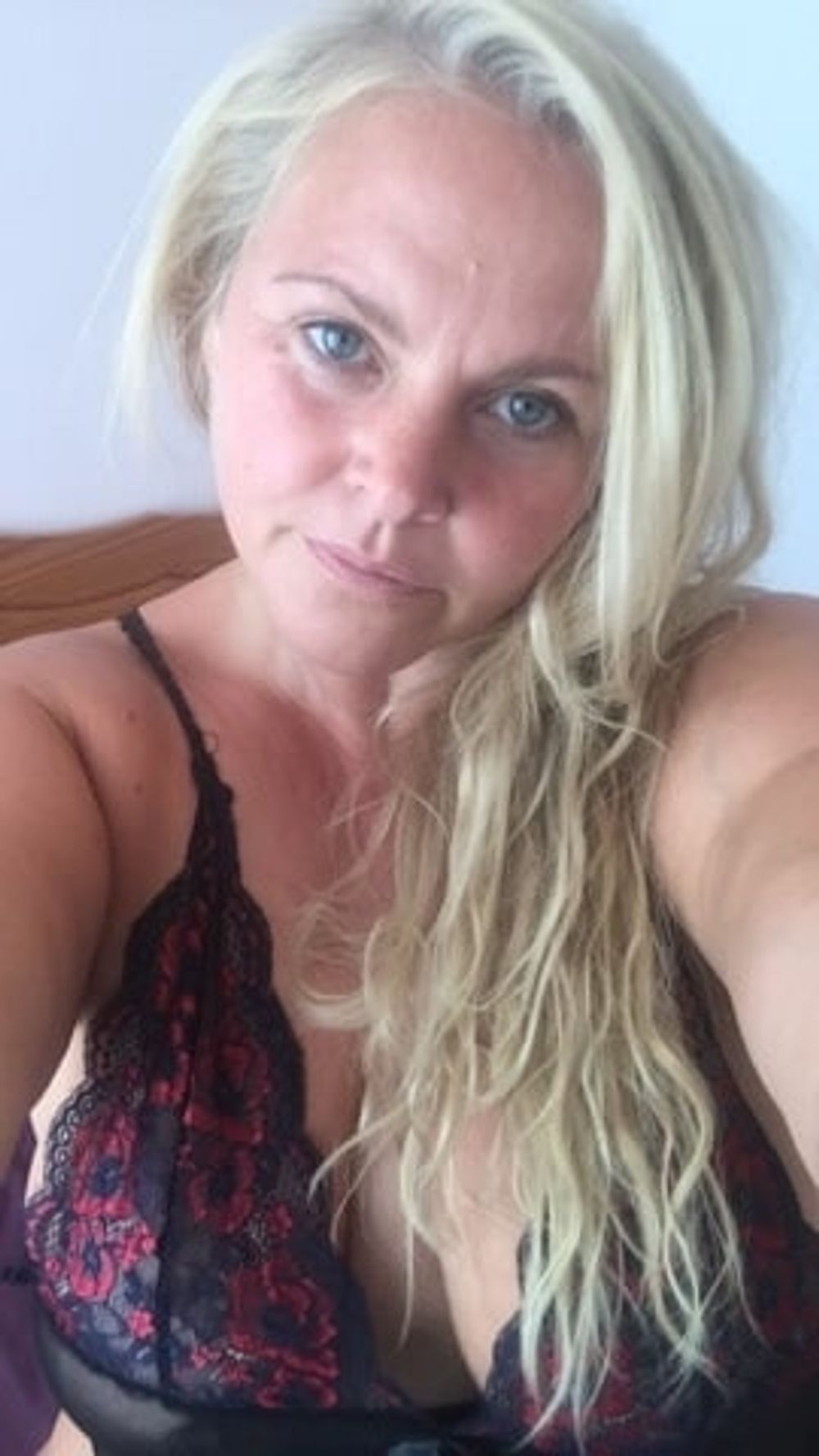 British Mature Kitty Queen and her Blue Eyes, chubby MILF #5