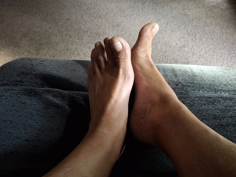 I need my toes sucked #4