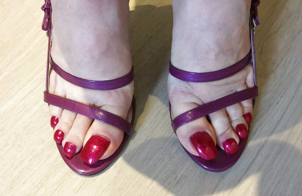 her long toenails #7