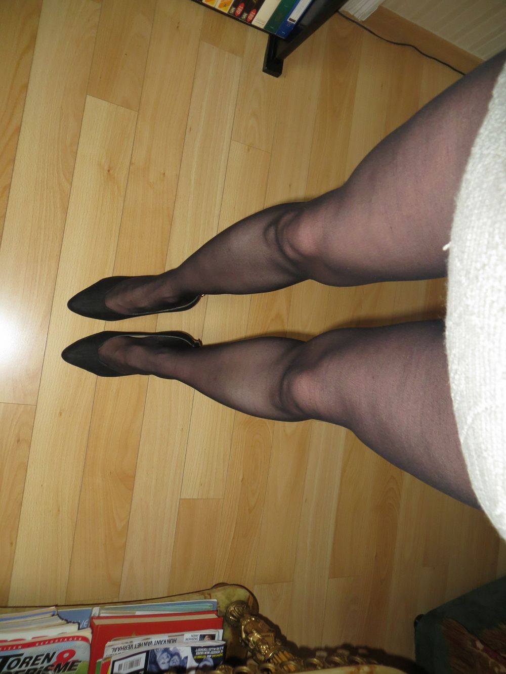 Evy&#039;s nylon covered legs #2