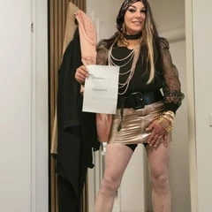 Bitch 