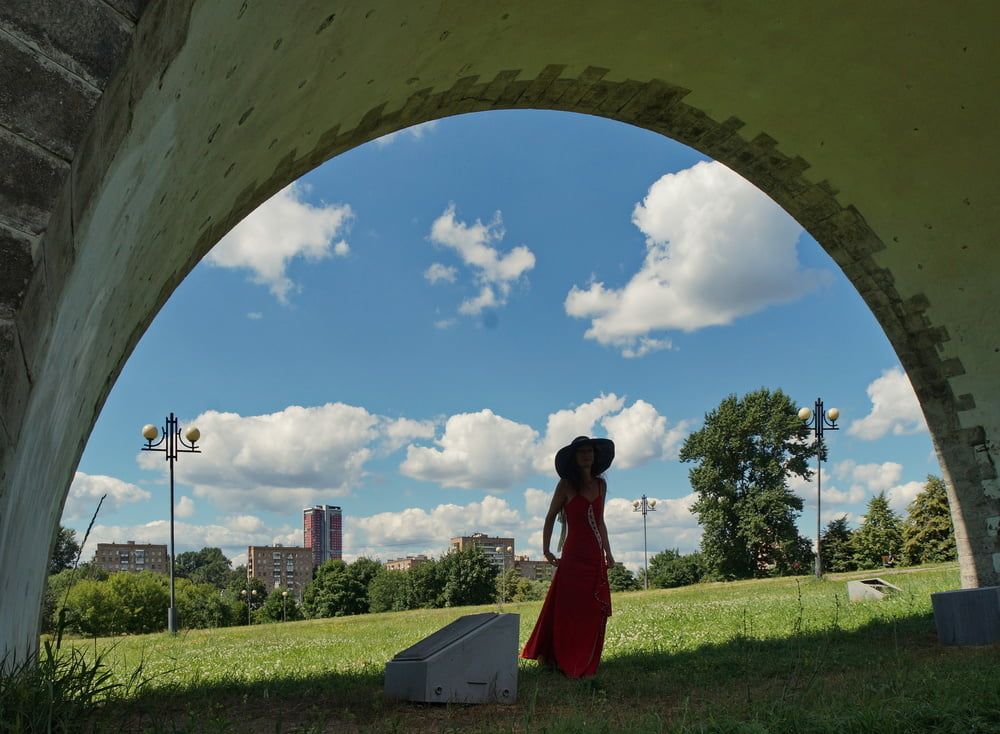 under the arch of the aqueduct