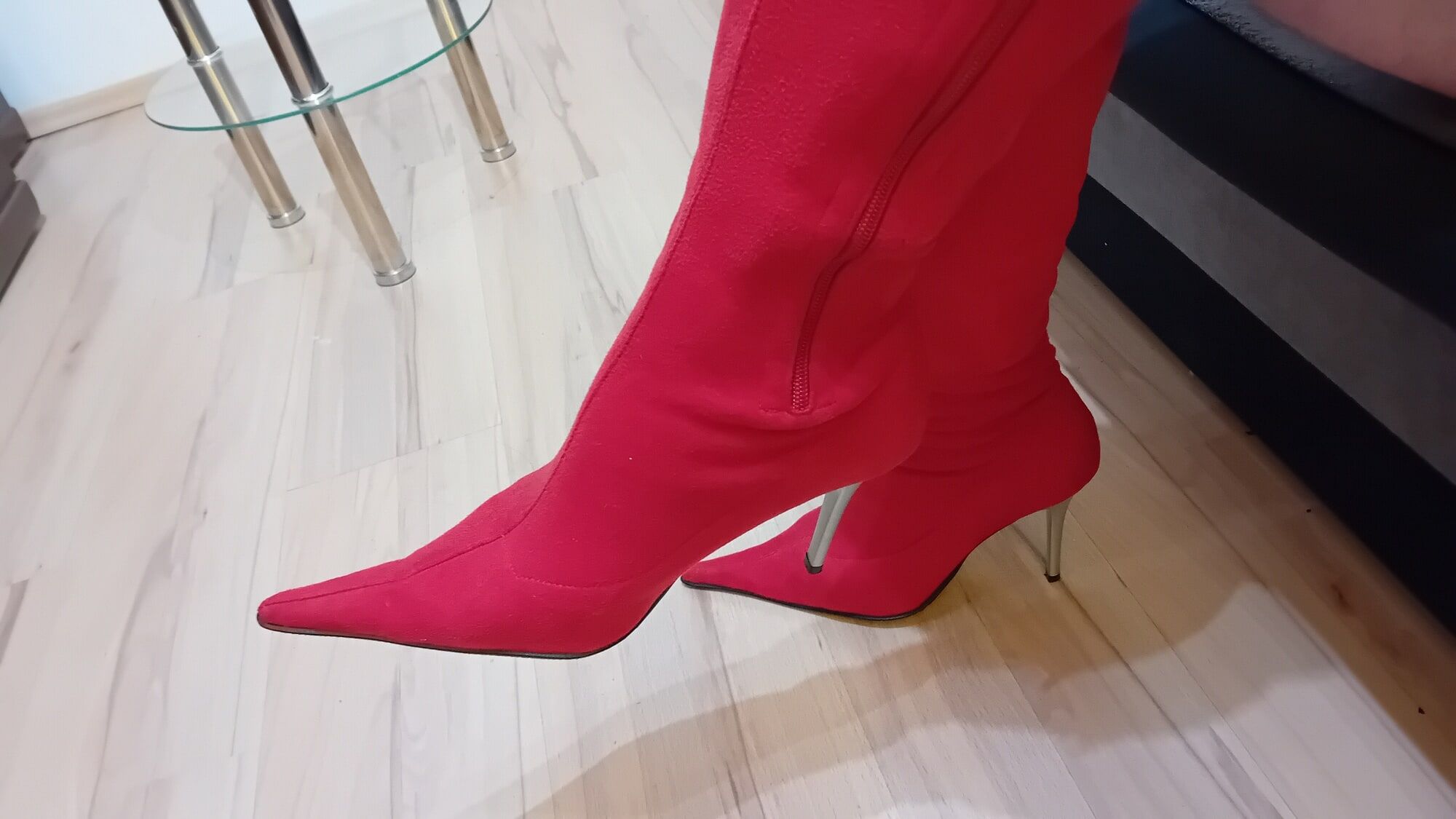 Crossdresser In Sexy Red Suede Pointed Toe High Heels Boots #5