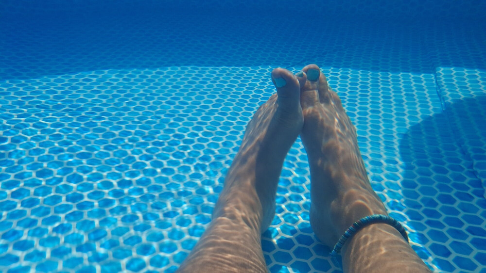 My feet under water #16
