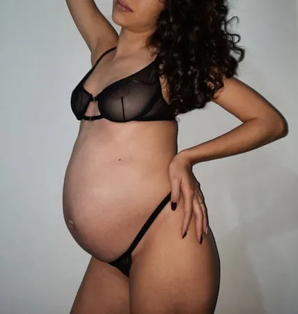 milf pregnant         