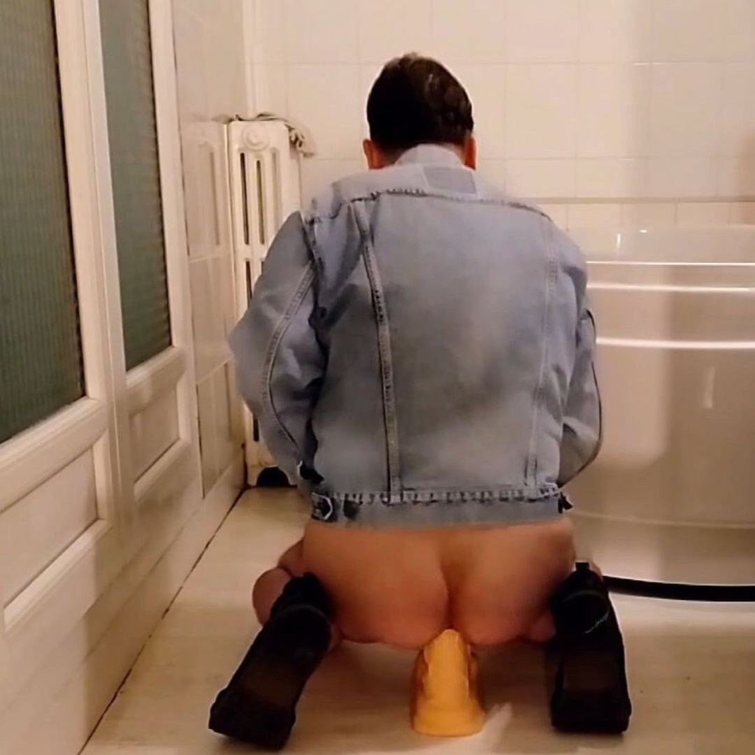Dildo Play in the Bathroom