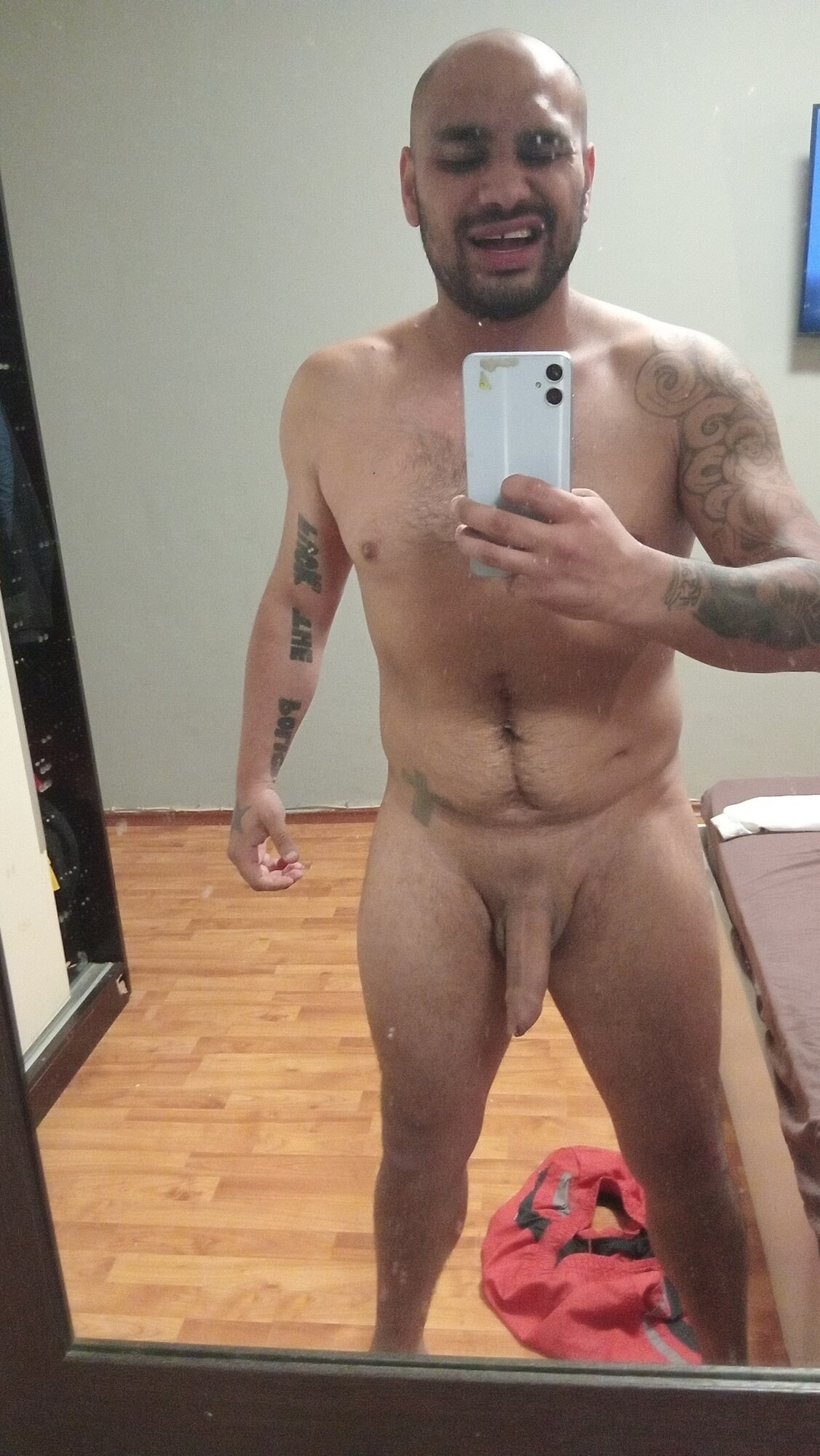 Look mee just a cum your girlfriend