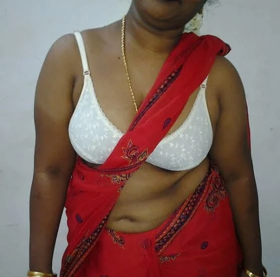 meri tharki pados wali aunty