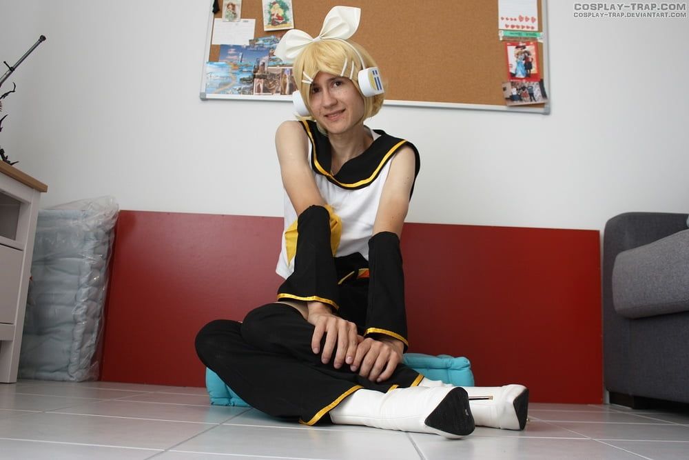 Crossdress cosplay Kinky Rin Kagamine #9