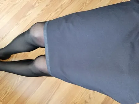 flight attendant skirt with sliky lining and pantyhose         