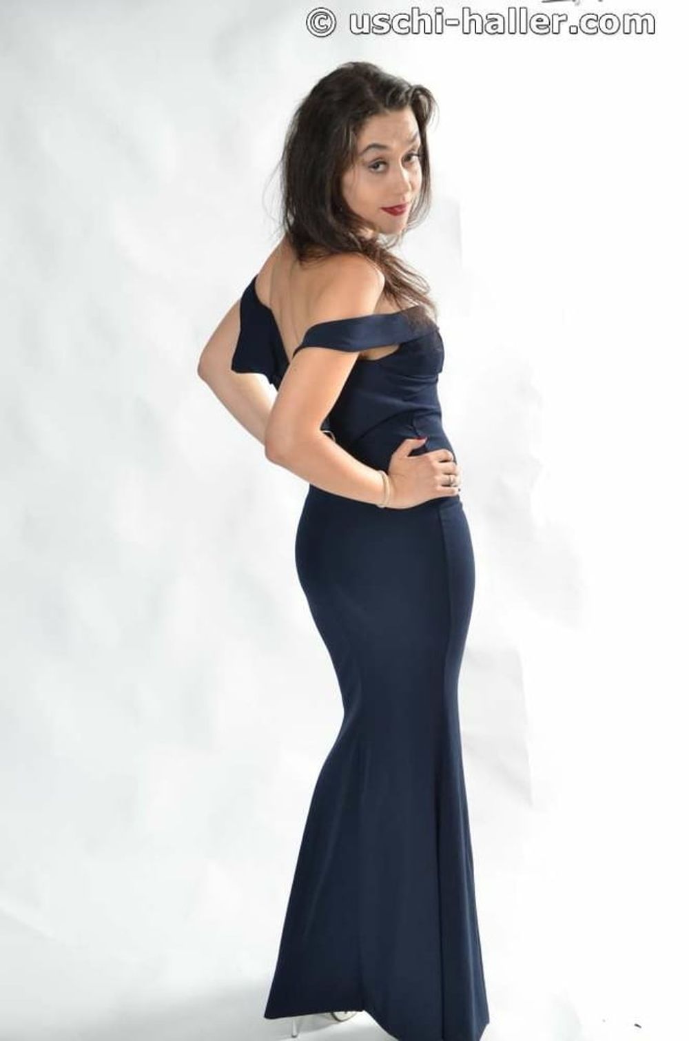 Photo shooting with turkish born Jasmin in an evening dress #27