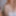 Düzgün vücutlu orta yaşlı seksi kadın ve yeni ayı kutlamak için fotoğraf çekimi
