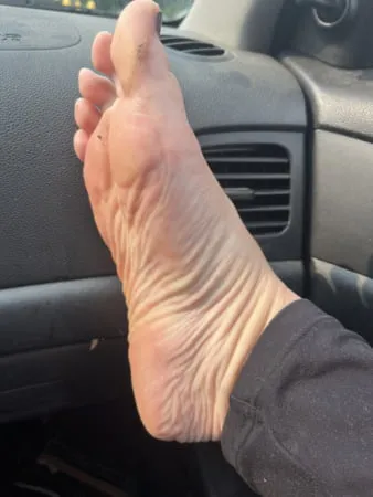 per request my feet pics         