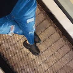 crocs