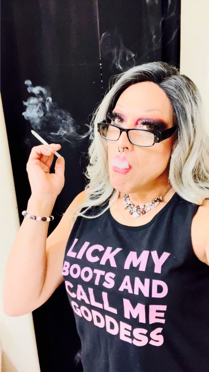 Smoking Fetish Goddess Marilyn Loversmoke #14