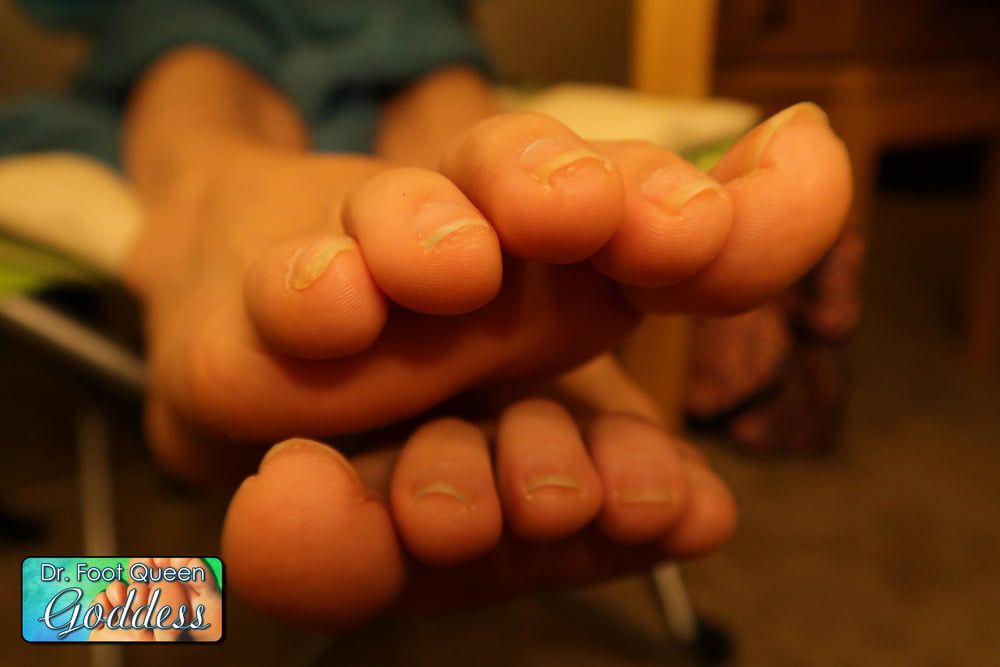 Natural Nails Toe Wiggling #11