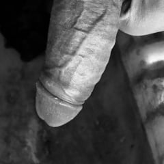 Muscular penis bond 