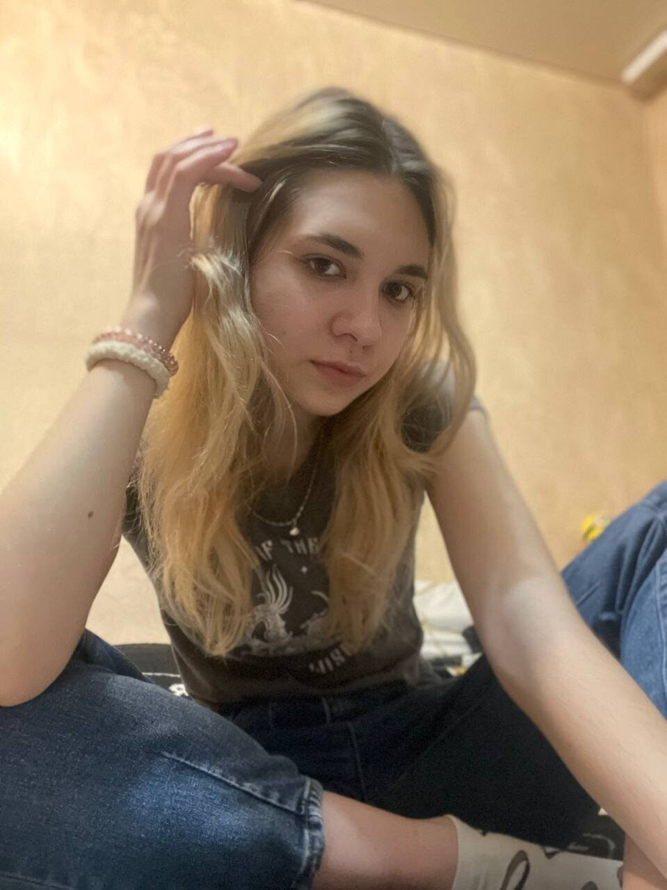 Cassandra Free Photos #27