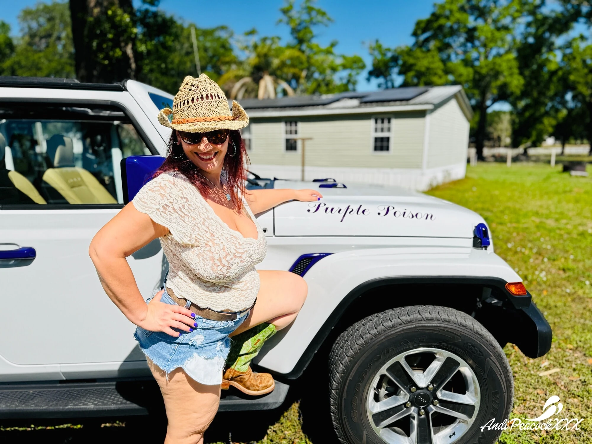 Jeep Girl Jiggle #37
