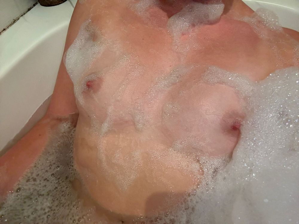 really tight teen pussy in the bathtub #5