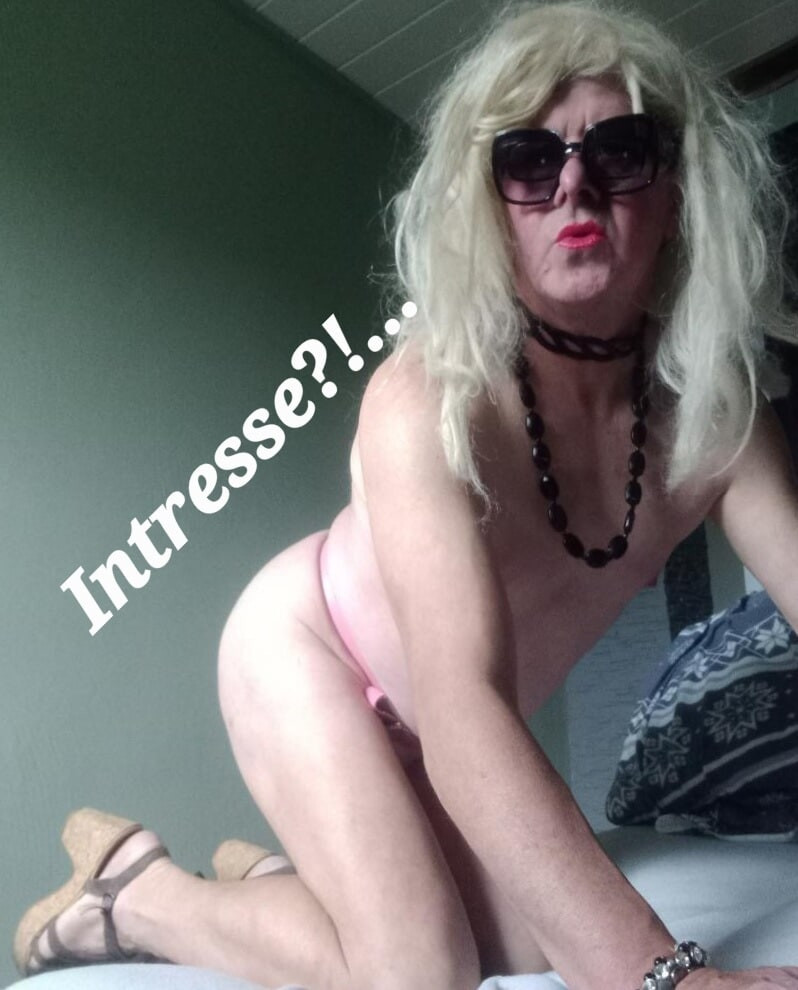 เย็ดตูดกู 