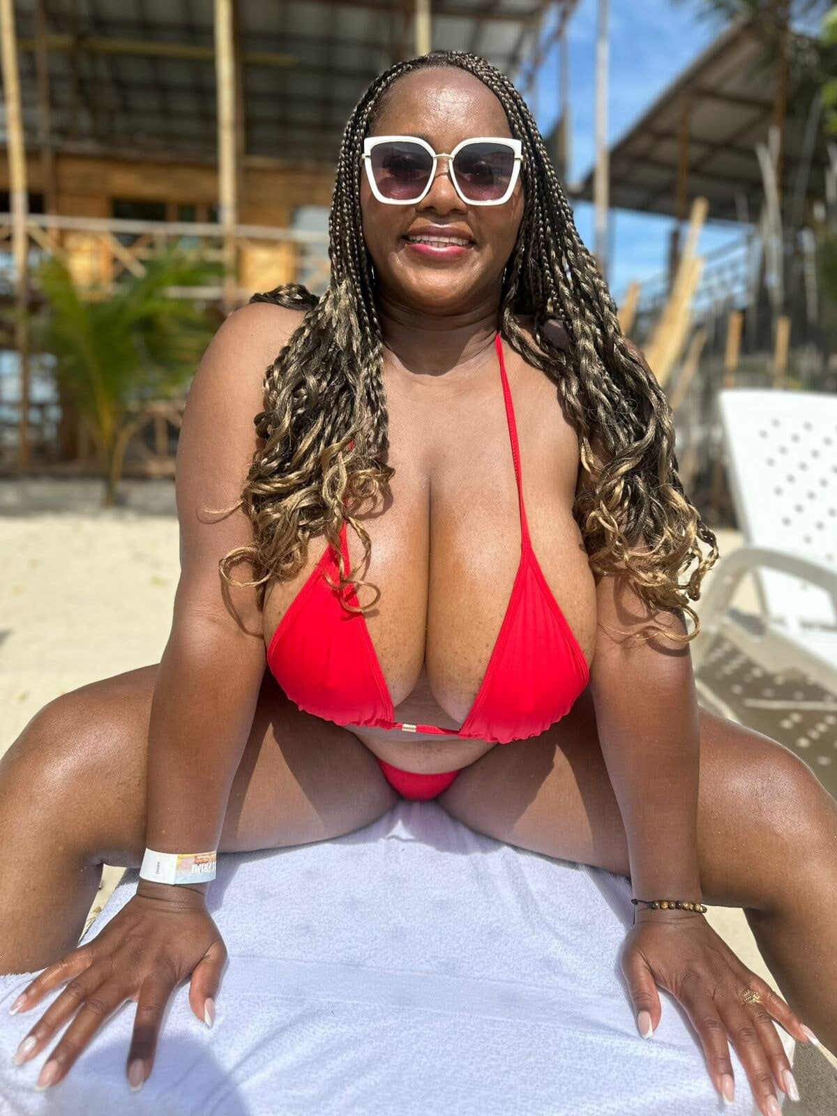 Beach and sex with you is better bb