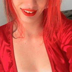 Photos with a red streak in my hair