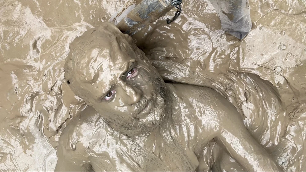SHOT - MUD TONGUE  #5