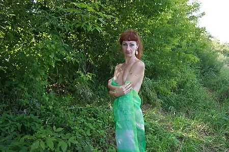 green shawl volga river         