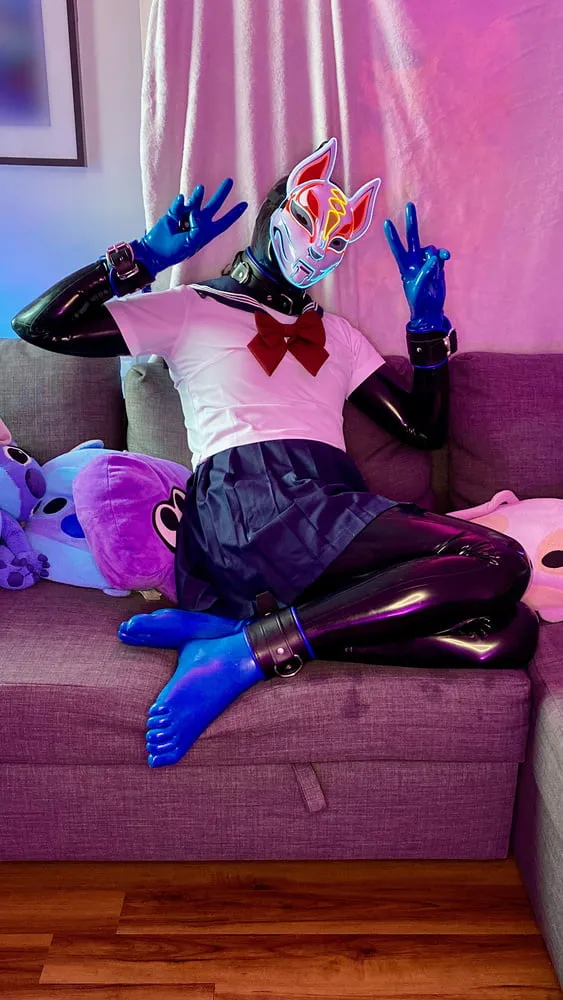 Latex Fox Senpai