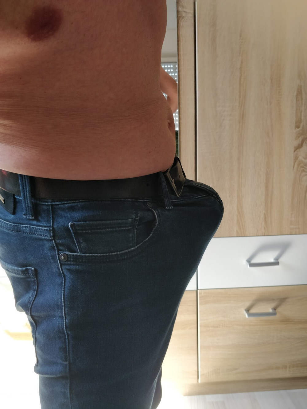 Making a thick pad for my wet cock for today. #9