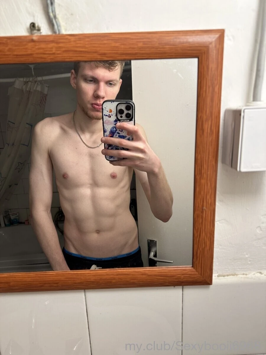 HotBalkanGuy Free Photos