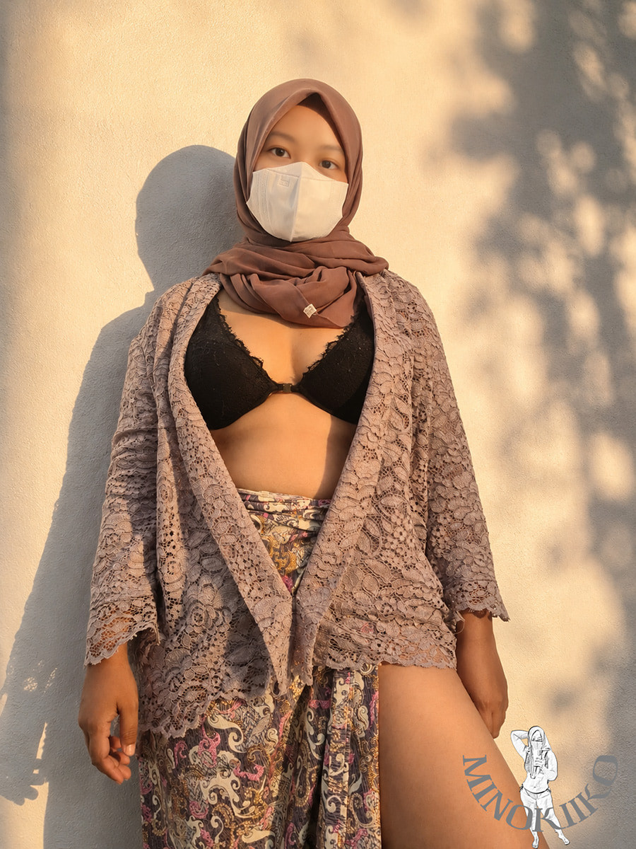 Asian Hijab Kebaya Enjoy Her Afternoon Time - Minokiiko #7