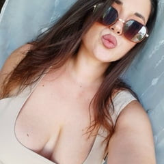 Kylie Free Photos