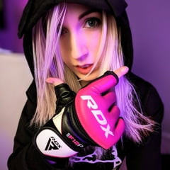 03 Punching Plu