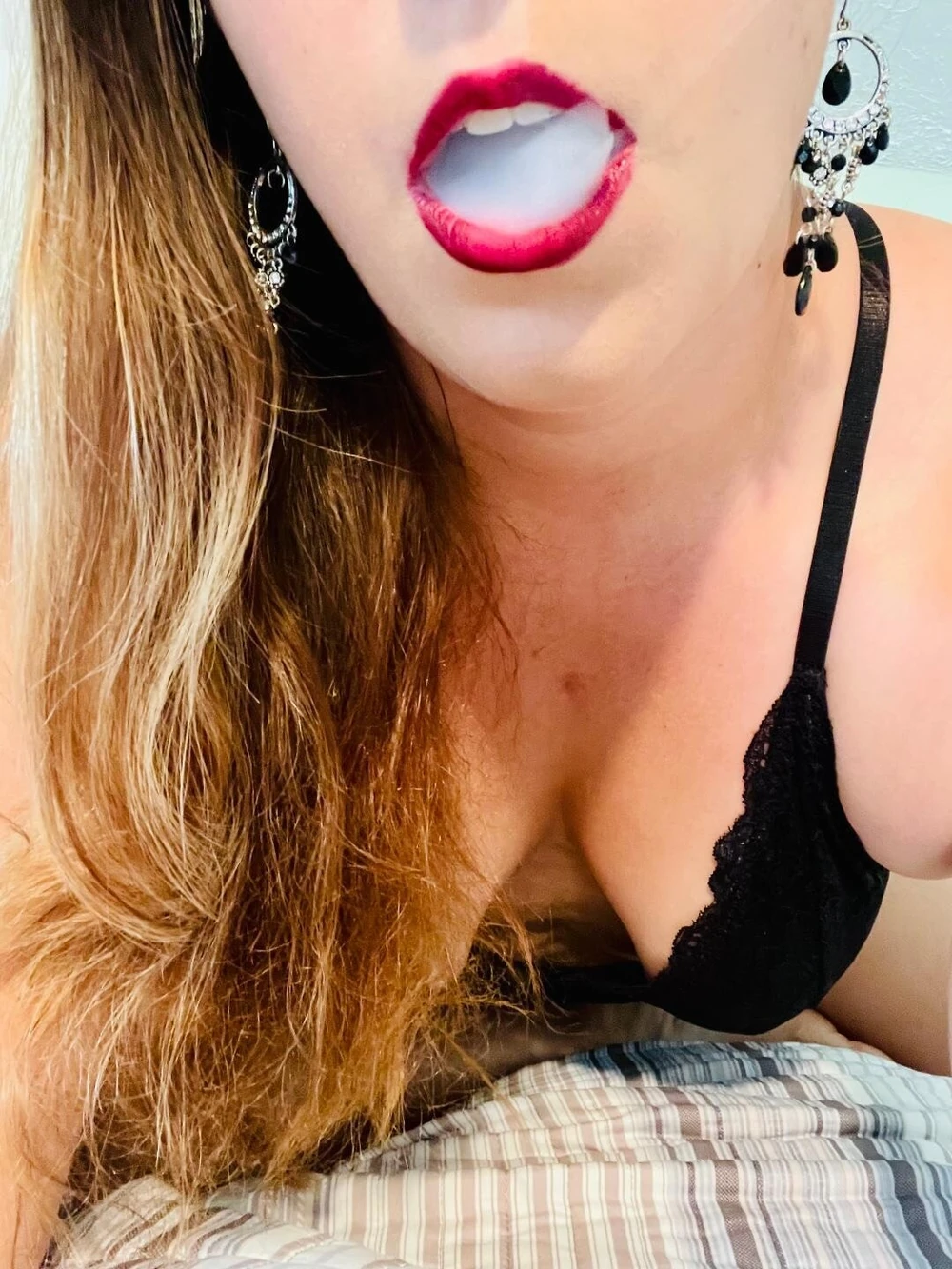 Sexy Vaping Woman in Black