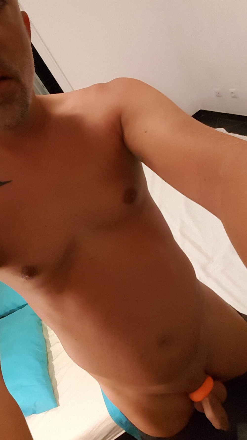 Shaved guy gets horny taking selfies with cock ring and un #9