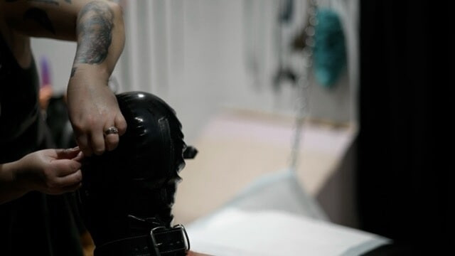 Latex Bubbles Pegging Chalenge  #23