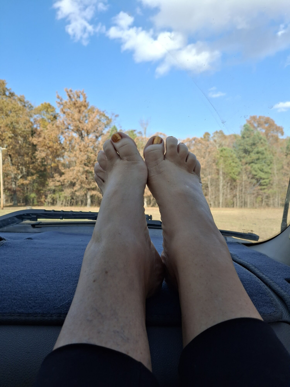 She puts her sexy feet on my dash #12