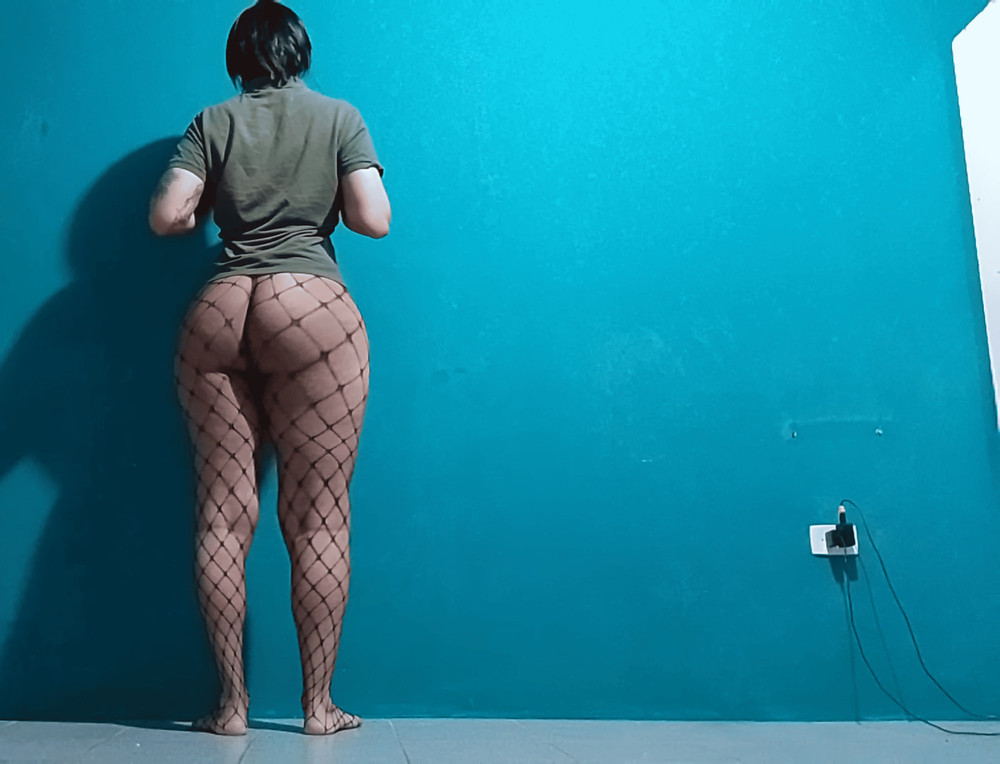 i always had a big ass that always attracted glances #5