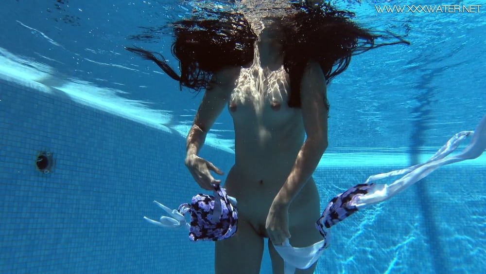 Andreina De Luxe Pt.1 UnderWaterShow #41