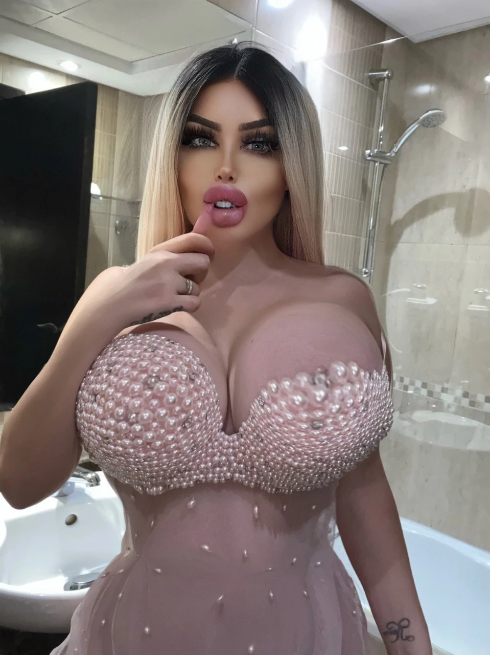 Bimbo barbie  #10
