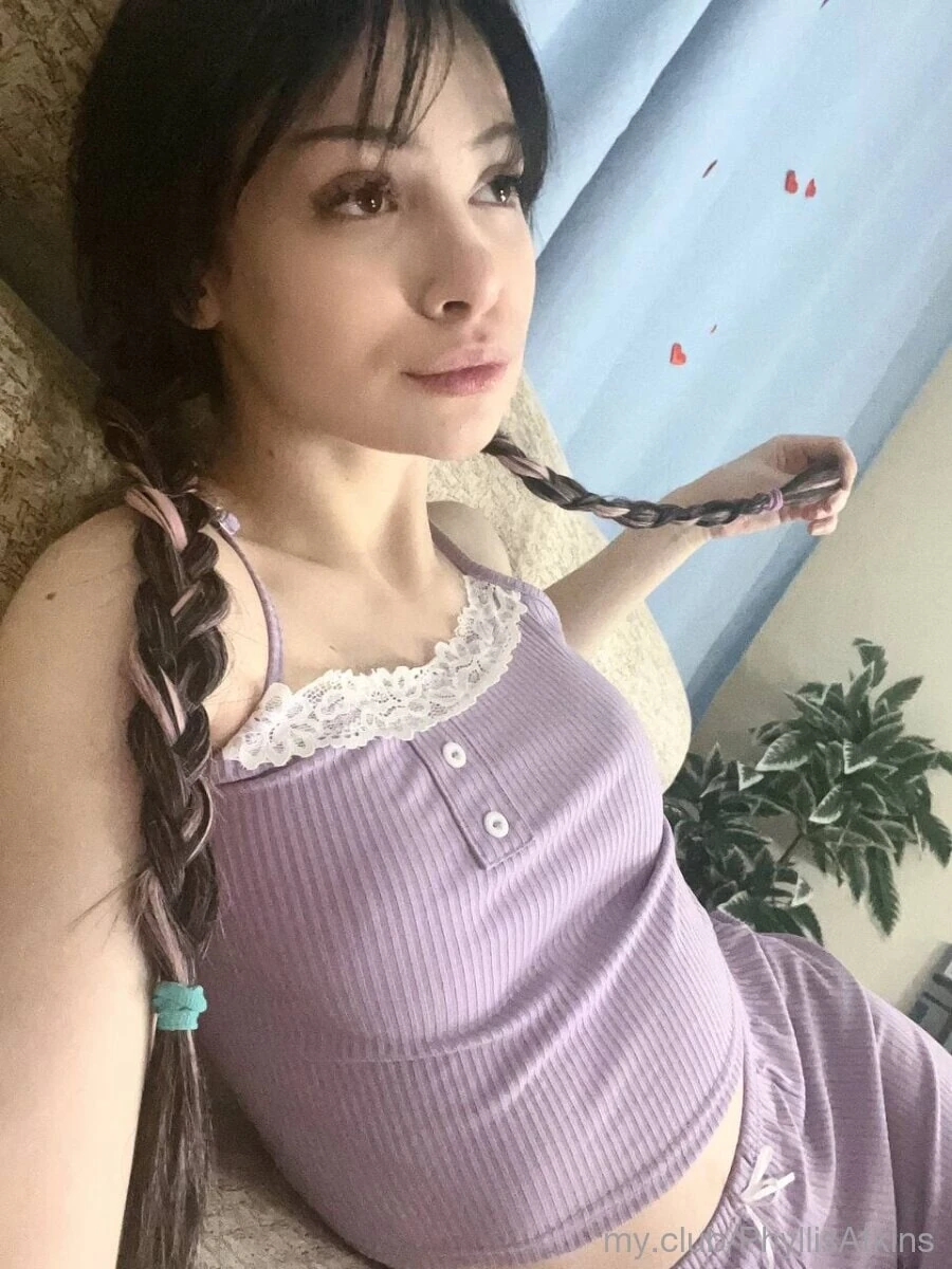 Alice Free Photos #2